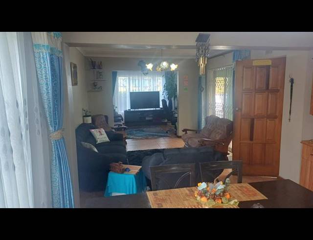 3 BEDROOM HOUSE FOR SALE IN ORIENT HEIGHTS